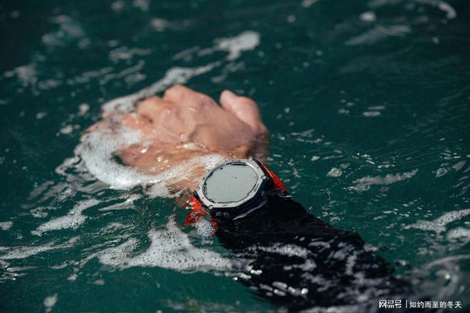 榜：专业赛道与全民趋势的交汇2025主流户外手表品牌实力(图2)